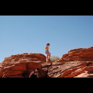 Meet your Posher, Courtney